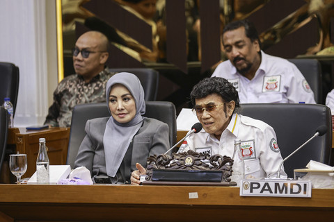 Krisis Royalti Dangdut 2025: Rhoma Irama dan Ikke Nurjanah Beraksi
