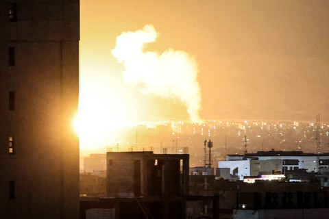 Serangan AS-Israel di Isfahan Tewaskan 15 Orang