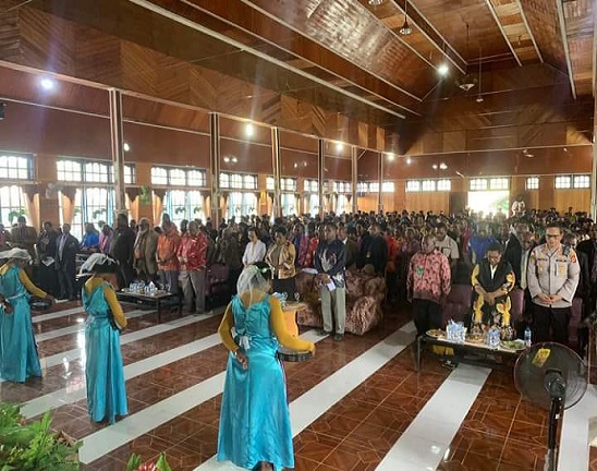Panitia PHBI Nabire Gelar Salat Id 2026 di Halaman Kantor Gubernur Papua Tengah